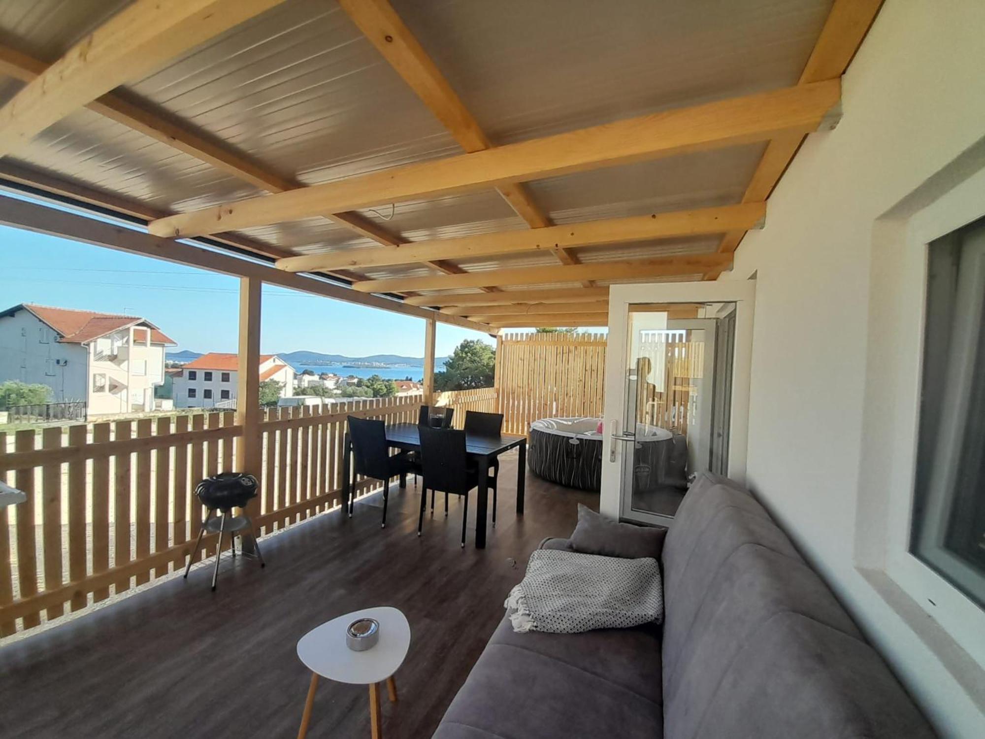 Tiny House Lily With Jacuzzi Apartment Sveti Filip i Jakov Exterior photo